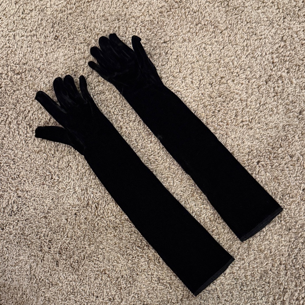 Capezio Black Long Velvet Evening Gloves
